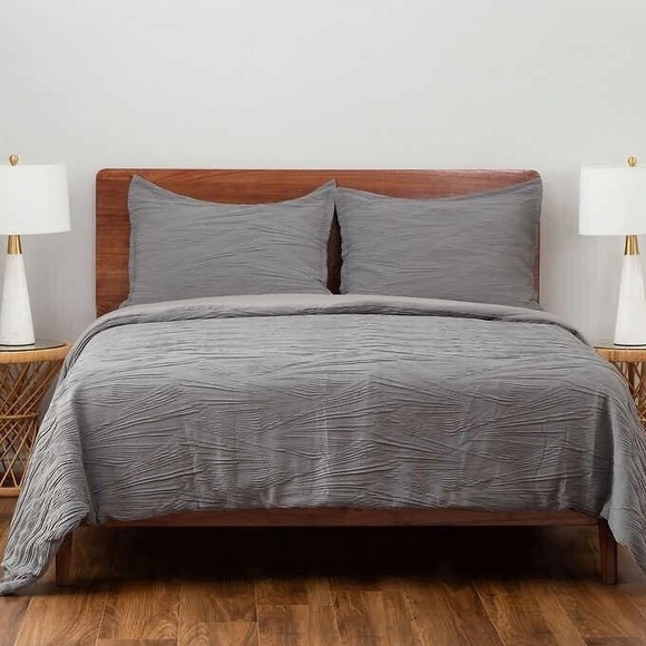 Berkshire Pleated Wave 3-Piece Comforter Set - Picture 2 of 3